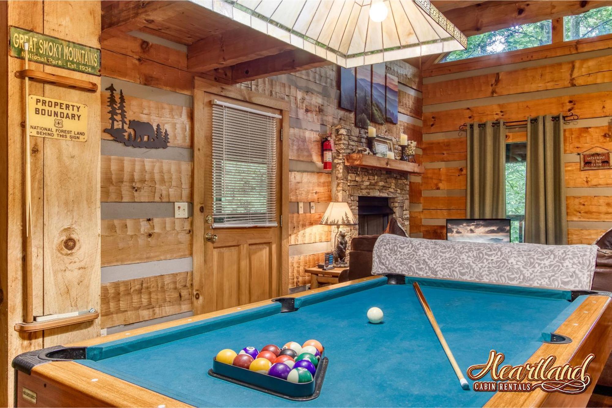 Cozy Mountain Hideaway Holiday home